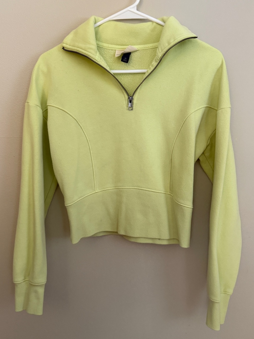 Universal Thread Quarter Zip Sweatshirt